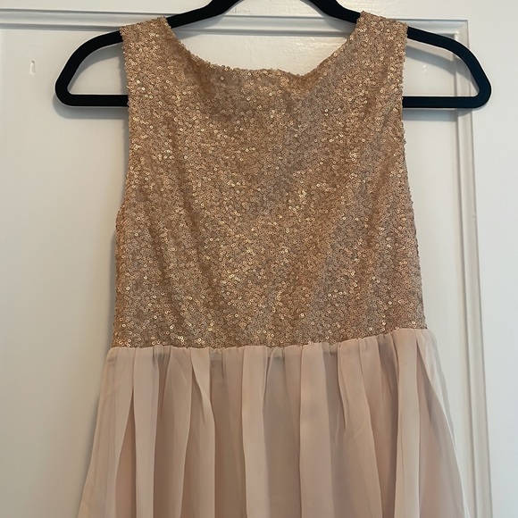 Gold sequin chiffon gold dress in size small - Picture 2 of 3